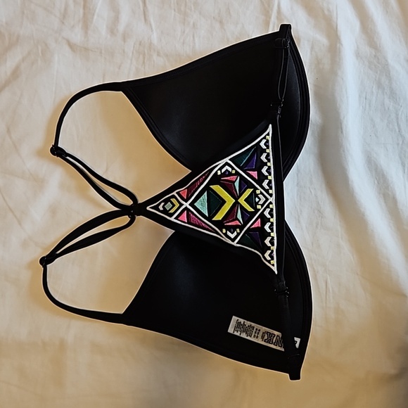 Black Triangle Back Bikini Top Size M Pink VS - Picture 3 of 5